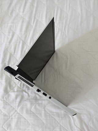 Alienware M15 R3 1TB i7 10th 16Gb Ram RTX 2070 8Gb