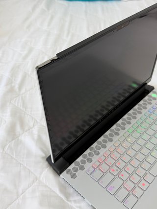 Alienware M15 R3 1TB i7 10th 16Gb Ram RTX 2070 8Gb