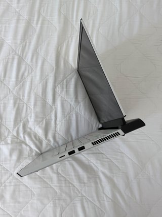Alienware M15 R3 1TB i7 10th 16Gb Ram RTX 2070 8Gb