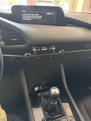 Mazda 3 2021