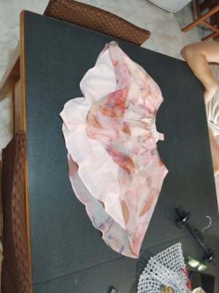 Pantaloncino a gonna fantasia floreale