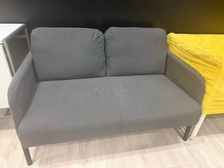 Sofá 2 plazas Ikea GLOSTAD gris