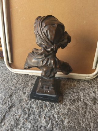 Figura de bronce Cendrillon