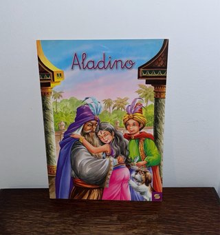 Lote 4 libros COLECCIÓN ARLEQUÍN