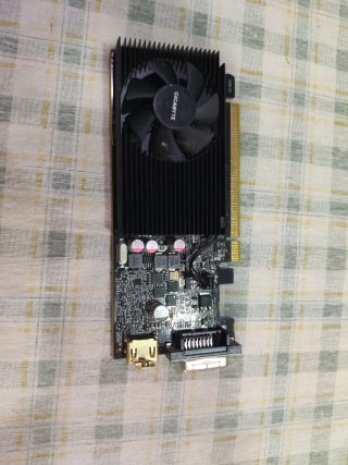 Tarjeta Gráfica Gigabyte D33006