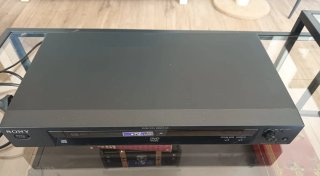 Reproductor DVD Sony con Mando y Cables