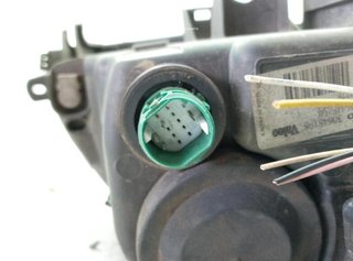 30648198 faro izquierdo volvo s60 i (384) 22847652