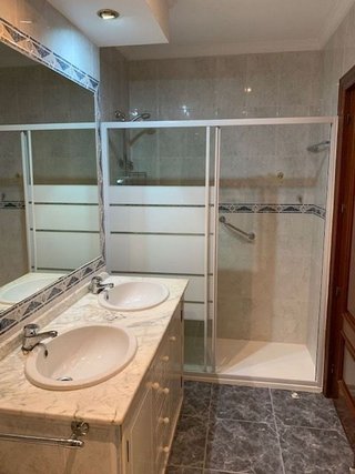 Piso en venta en Carranque - Haza Cuevas en Málaga