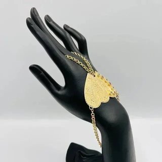 Manita Corazón Dorada con Piedras