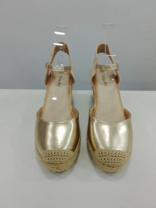 Esparteñas cuña doradas y beige