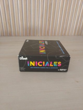 Juego de mesa INICIALES by PARTY&co