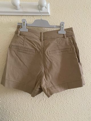 Shorts beige de algodón