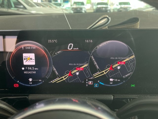 Mercedes-Benz GLA 250 E AMG