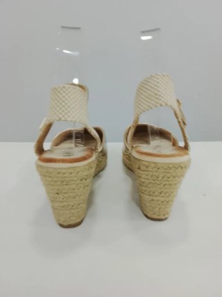 Cuñas Esparteñas Doradas