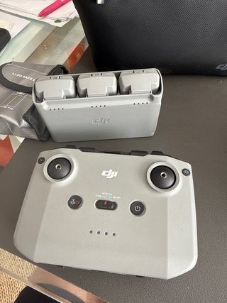 Dron DJI Mini 2 Fly More Combo