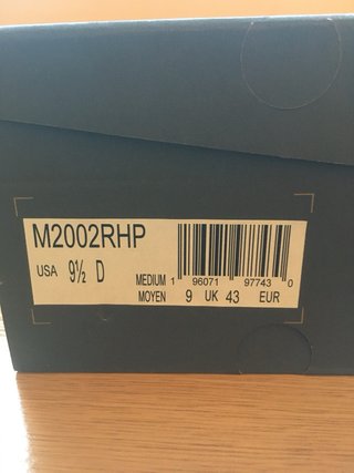 Zapatillas New Balance 2002R Talla 42.5 Nuevas