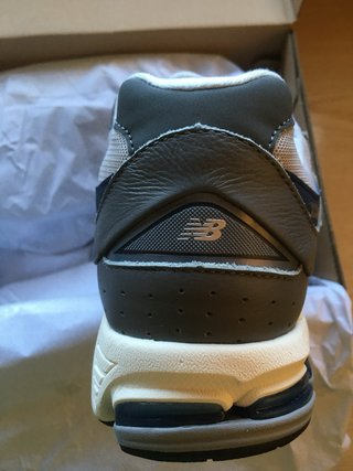 Zapatillas New Balance 2002R Talla 42.5 Nuevas