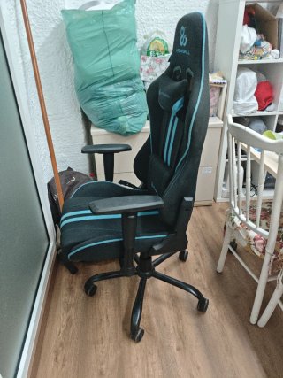 Silla Gamer Newskill Negra y Azul