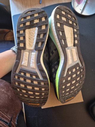 Zapatillas Adidas Running Negras y Verdes