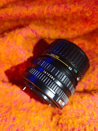 Canon FD 35-70mm f/3.5-4.5 Zoom Lens