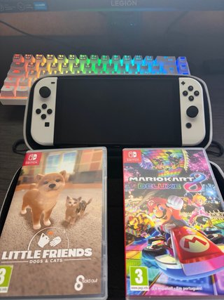 Nintendo Switch OLED Blanca + 2 Juegos con su caja