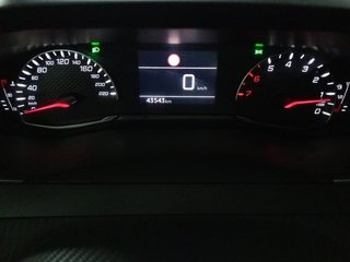 Peugeot 2008 Allure Puretech 100 S&S 6 Vel. MAN