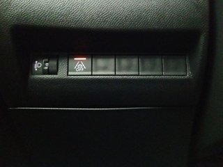 Peugeot 2008 Allure Puretech 100 S&S 6 Vel. MAN