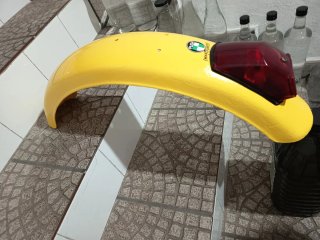 Guardabarros trasero con piloto puch
