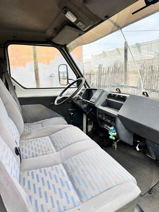 Nissan Trade 1995