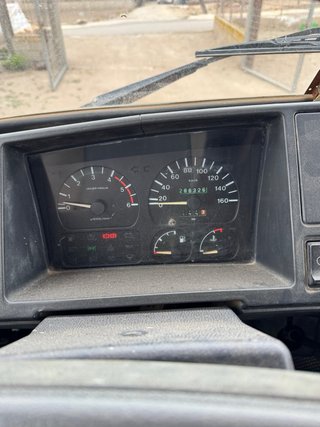 Nissan Trade 1995