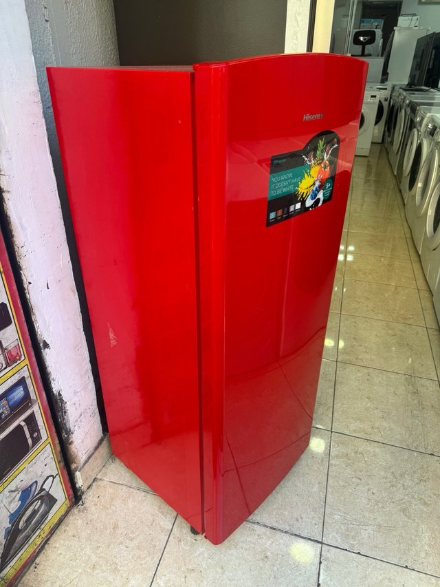 Nevera Hisense Roja