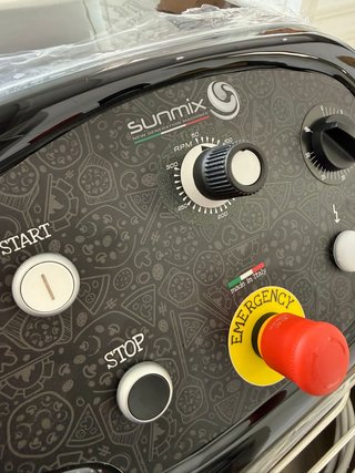 Amasadora Profesional Sunmix 45L