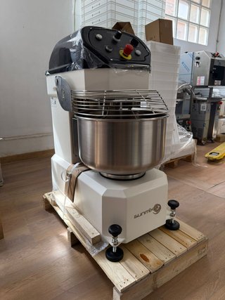 Amasadora Profesional Sunmix 45L