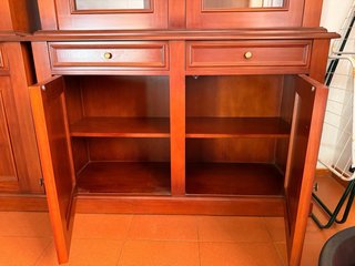 3 vetrine in legno massello di alta qualità