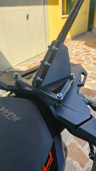 Soporte Insta360 KTM 790-890 Adventure