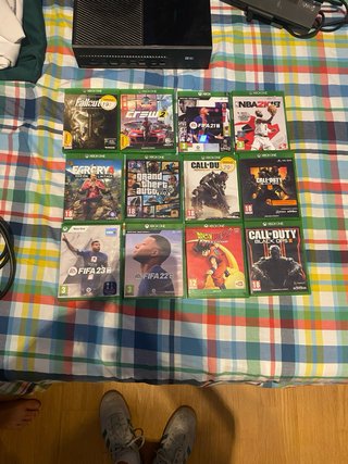 Xbox One con 12 juegos y mando