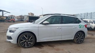 658807394a soporte paragolpes skoda kamiq 100689