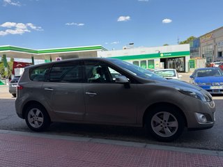 Renault Grand Scenic 2010