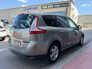 Renault Grand Scenic 2010