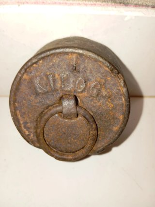 Pesa comercial antigua de 1 kilo