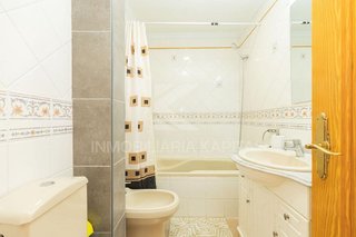 Piso en venta en Los Ángeles - Cruz de Caravaca en Almería