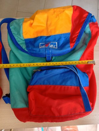 Mochilas Neval senderismo infantiles multicolor