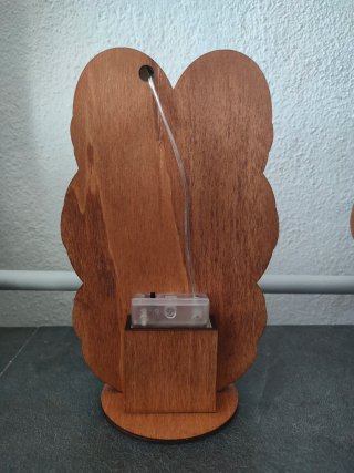 Lampada Labubu in legno