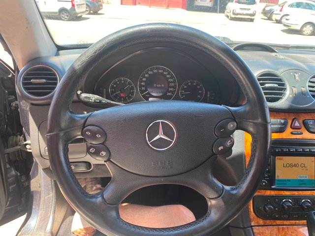 Mercedes-Benz  CLK 2002