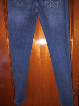 Pantalones vaqueros Zara con perlas