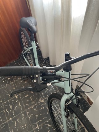 Bicicleta Trekking RIVERSIDE 2025