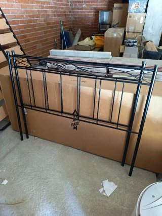 Testata da letto in ferro battuto nero