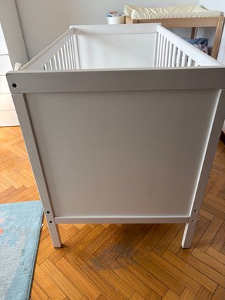 Cuna blanca IKEA Sundvik + colchón bebé