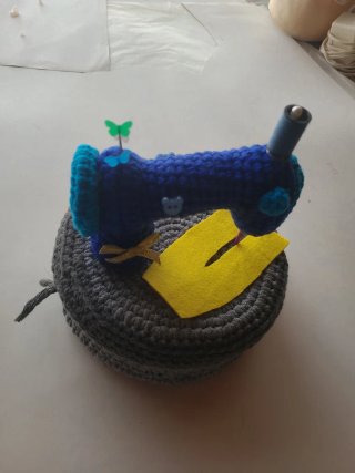 Bombonera Máquina de Coser