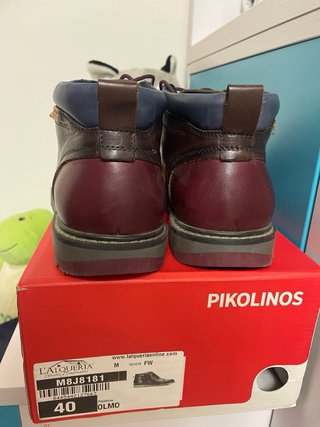 Botas hombre Pikolinos burdeos
